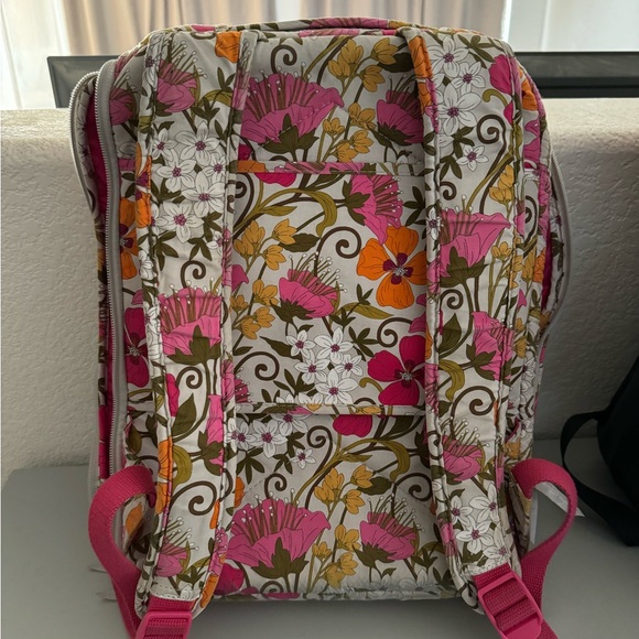 Vera Bradley Backpack - Picture 5 of 8